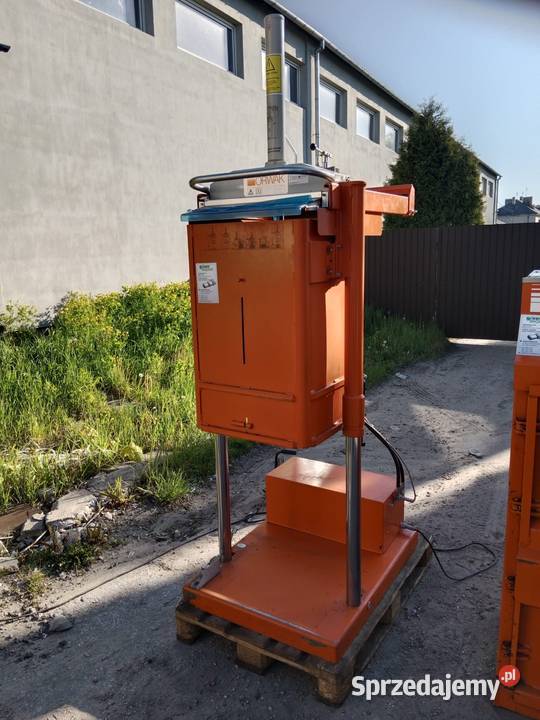 Zgniatarka Kompaktor prasa belownica do foli Drzewica sprzedam
