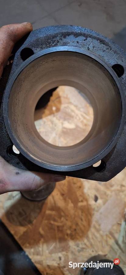 Cylindry z tłokami garbus 1600 341101302