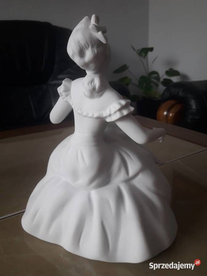 Figurka porcelanowa Dama w krynolinie Wallendorf