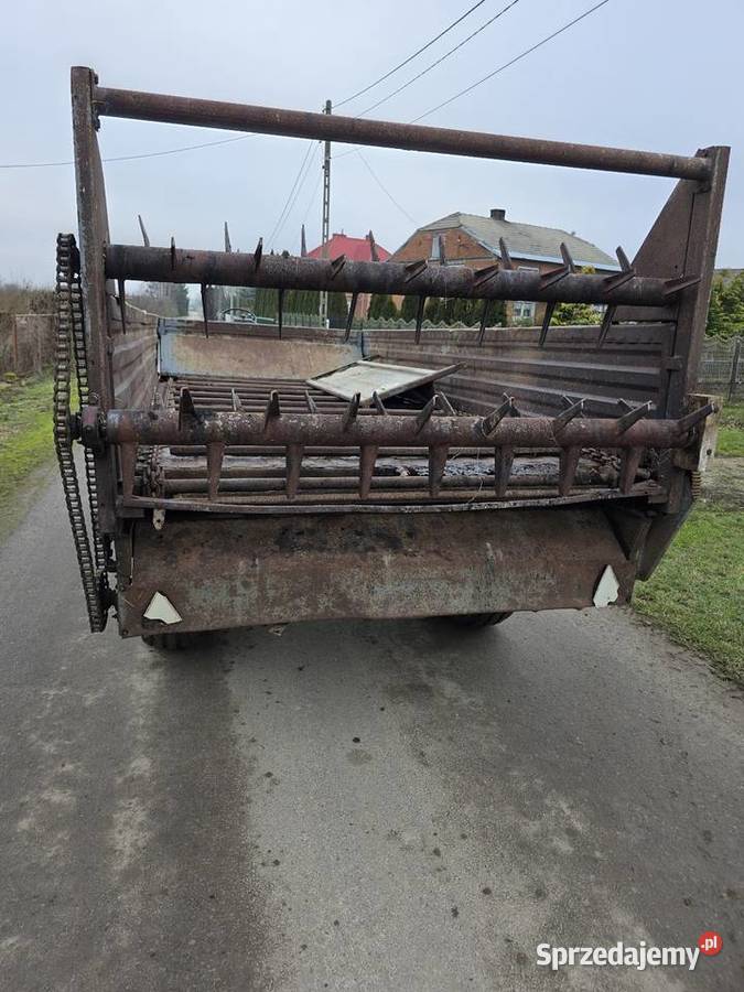 Rozrzutnik obornika jednoosiowy czarna świętokrzyskie Samborzec sprzedam