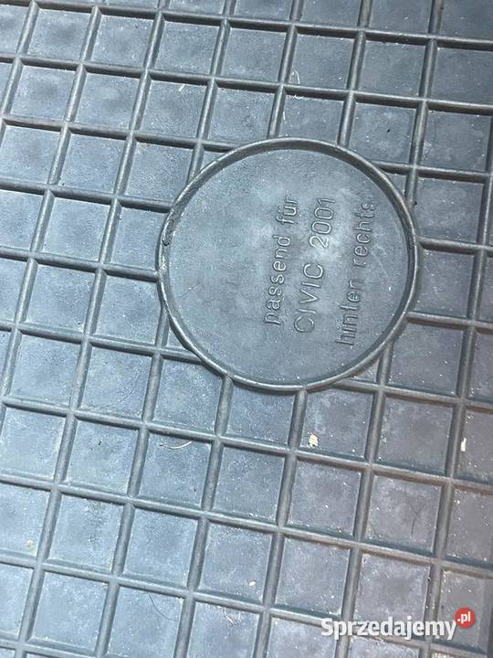 Dywaniki gumowe Honda Civic Rok produkcji 2002 Zamość sprzedam