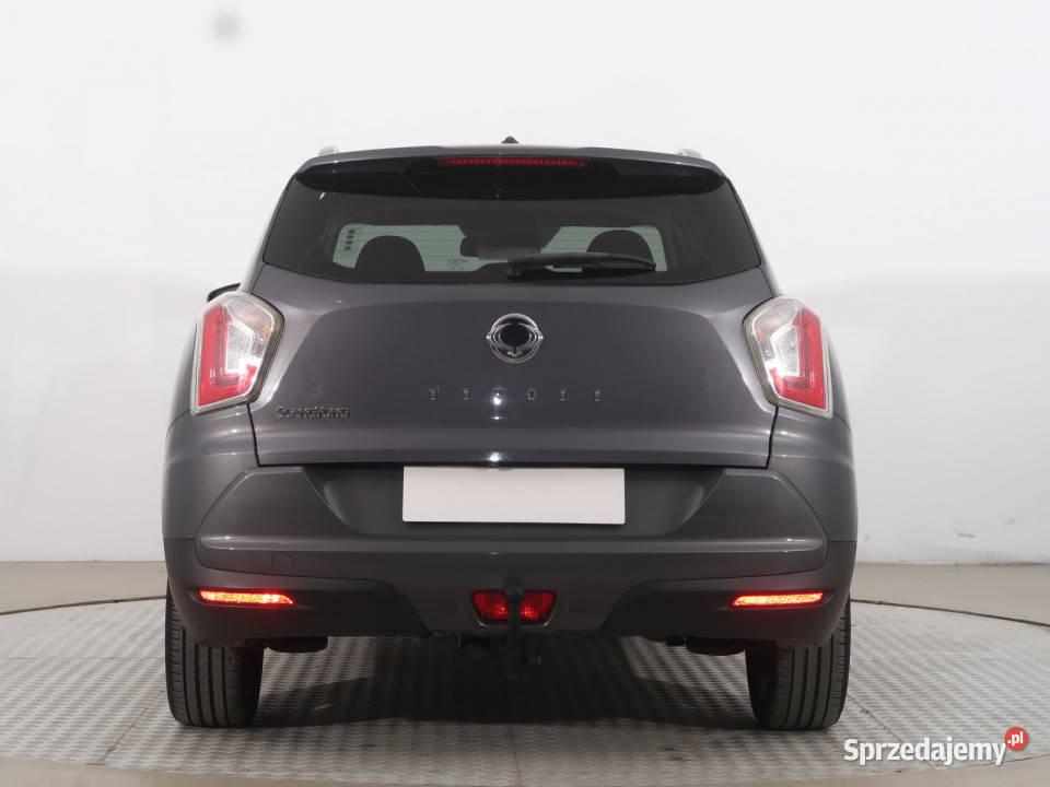 SsangYong Tivoli 16 eXGi radio Bielany Wrocławskie