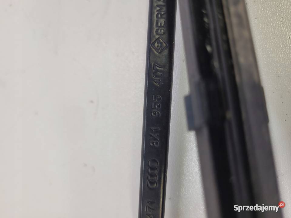 RAMIĘ WYCIERACZKI LEWE AUDI A1 8X 8X1955407 osobowe Przystajń