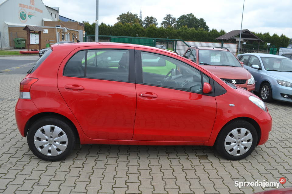 Toyota Yaris Automat Zarejestrowana 107 immobilizer Zgorzelec sprzedam