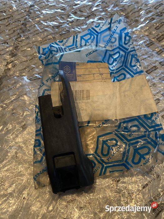 Piaggio Sfera NSL 5080 guma podnóżka 258775 lewa Pozostałe Poznań