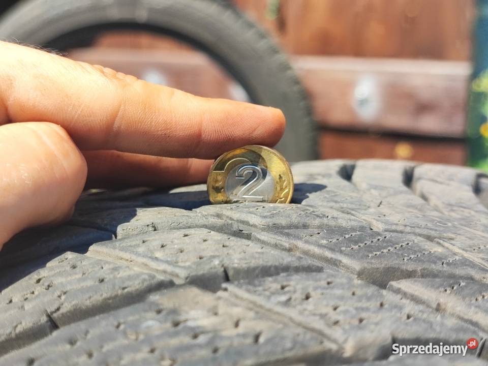 2454018r NOKIAN TYRES WR Snowproof P śląskie Leśniaki sprzedam
