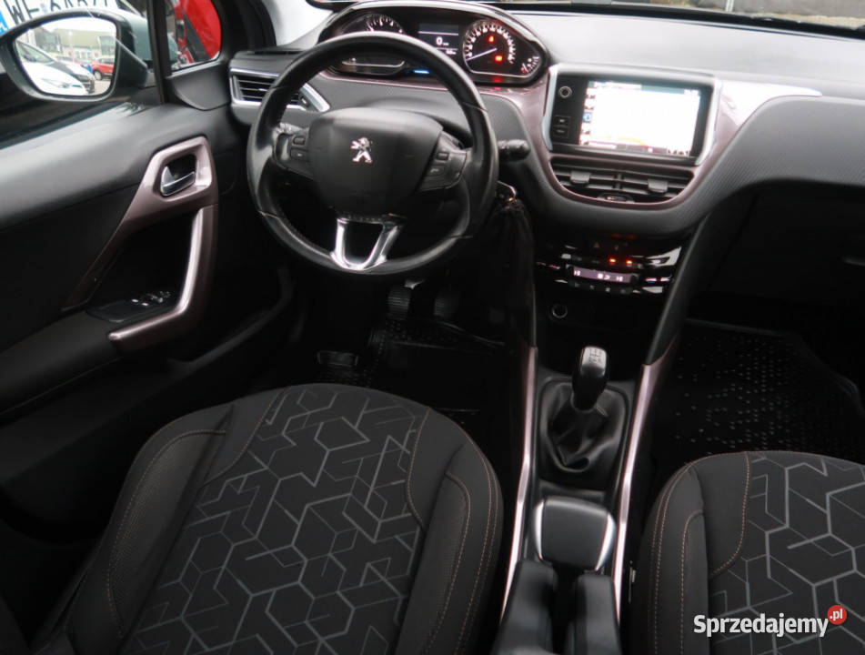 Peugeot 2008 12 PureTech manualna Katowice