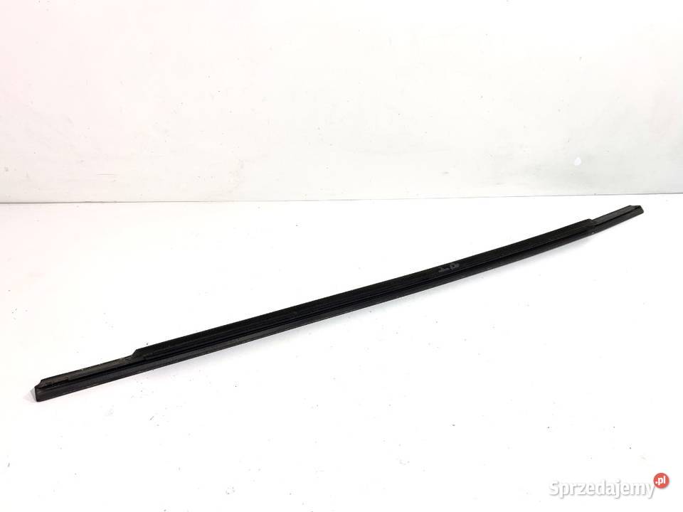 LISTWA ZGARNIAJĄCA TYŁ PRAWY AUDI A4 B9 osobowe