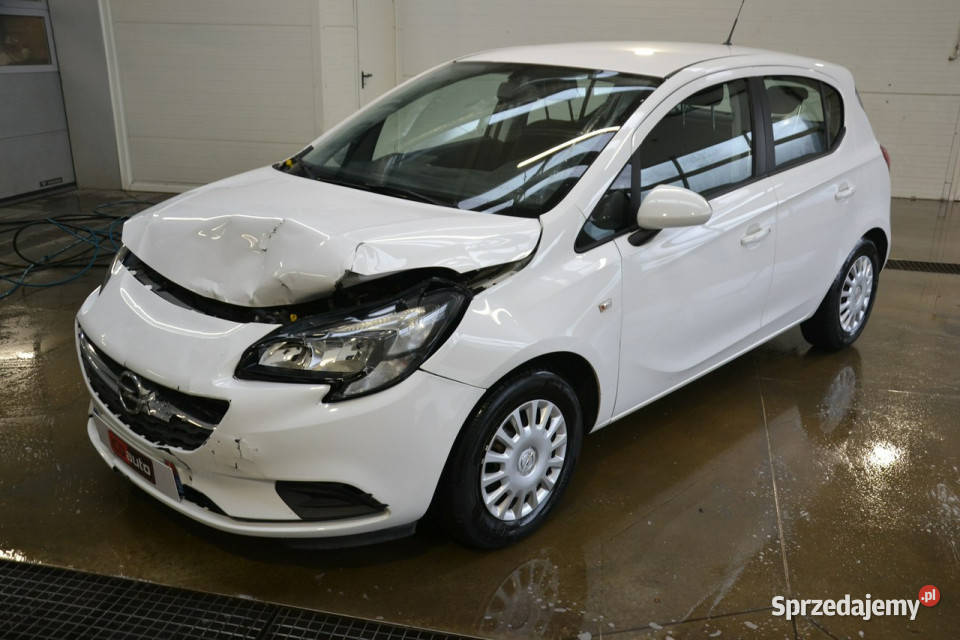 Opel Corsa 14 benzyna 90 klimatyzacja tempomat