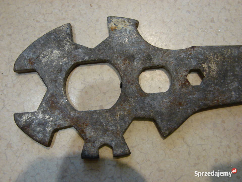 Klucz wieloczynnościowy starego motoru WSK WFM Normalia pomorskie Starogard Gdański sprzedam