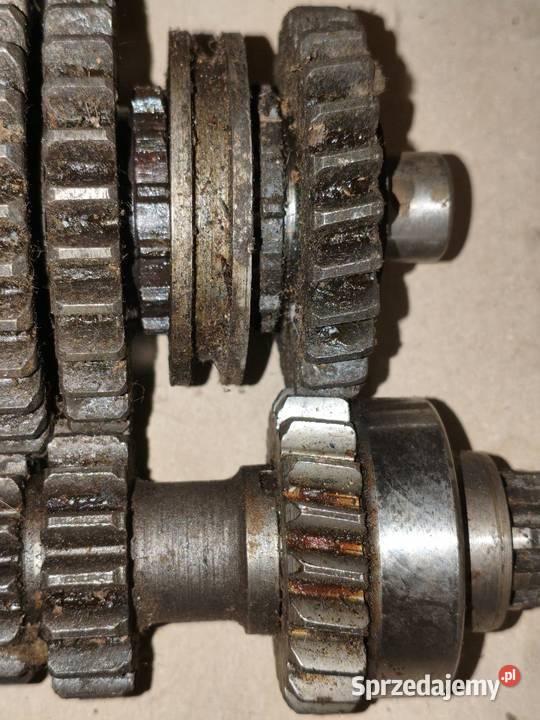 Oryginalne wałki z trybami skrzyni biegów IMZ Leszno