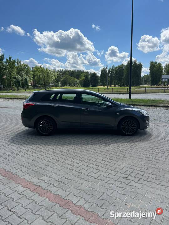 Hyundai i30 II 16 CRDi BlueDrive Classic DCT świętokrzyskie Słopiec