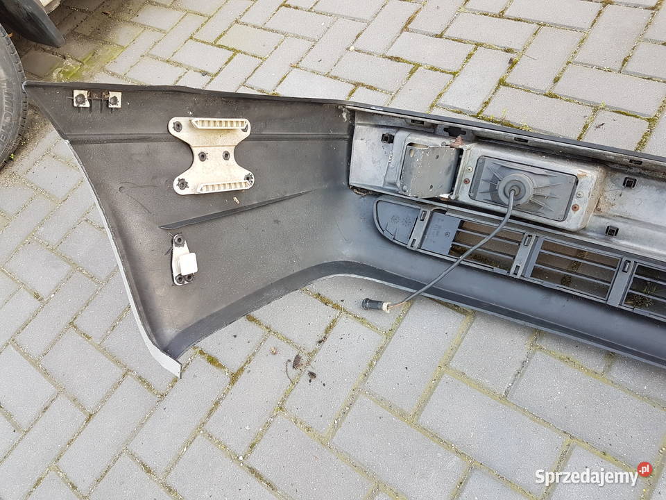 AUDI 80 90 COUPE B2 1983 ZDERZAK PRZOD HALOGEN Turek sprzedam