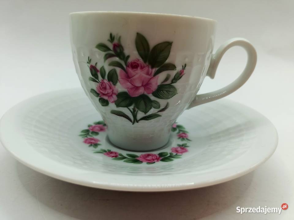 Filiżanka ze spodkiem biała porcelana bukiet róż Zamość sprzedam