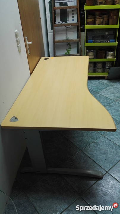 Biurko z wycięciem Steelcase meble biurowe używane Poznań Biurko z wycięciem Steelcase meble biurowe używane Poznań