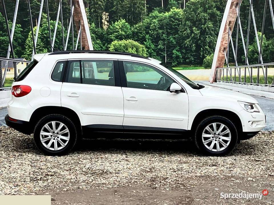 VW Tiguan 20 TSI 4Mot Sport DSG 200 2009r Tiguan Radom