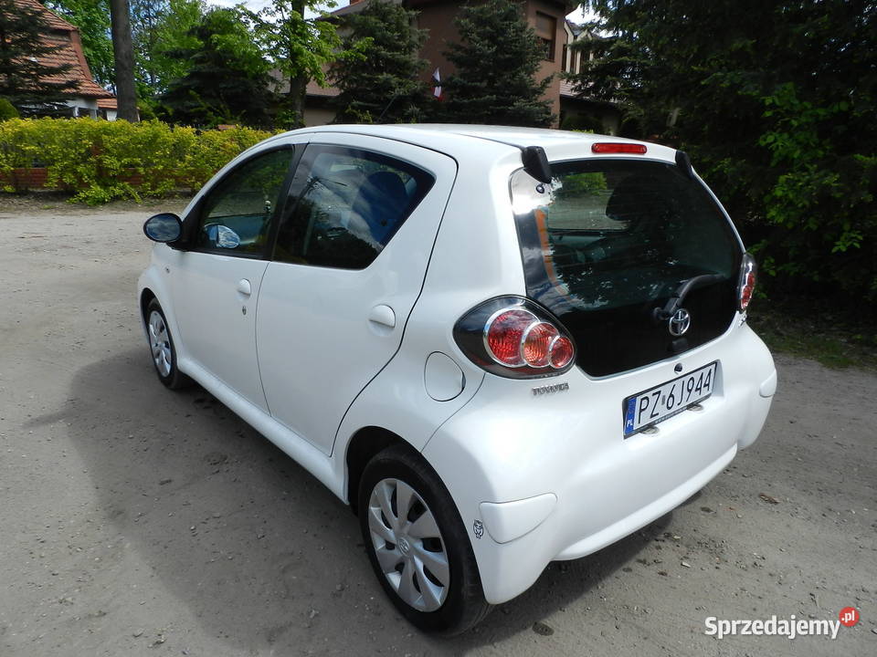Toyota Aygo 5drzwi Klima SERWIS 1właściciel 4/5 Puszczykowo
