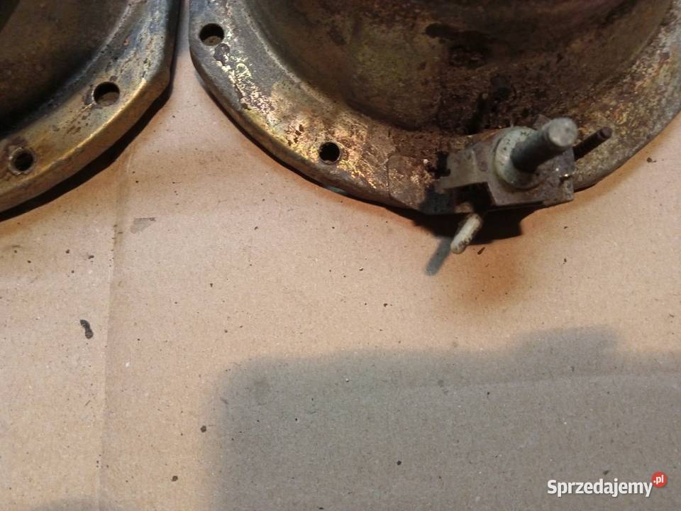 Fiat 125p garnki mocowania lampy przednie ramki Stalowa Wola