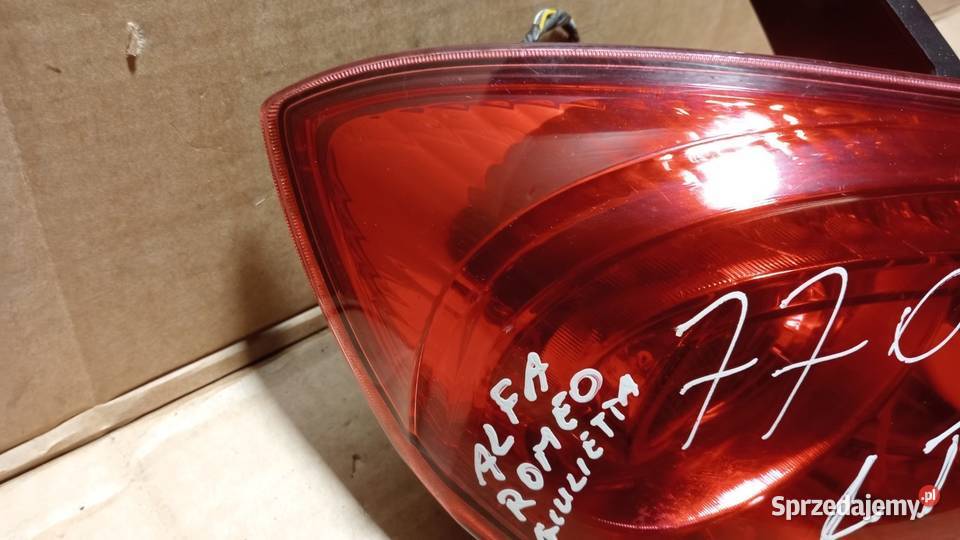 ALFA ROMEO GIULIETTA HB LAMPA TYŁ LEWA LED osobowe Zbierkowo