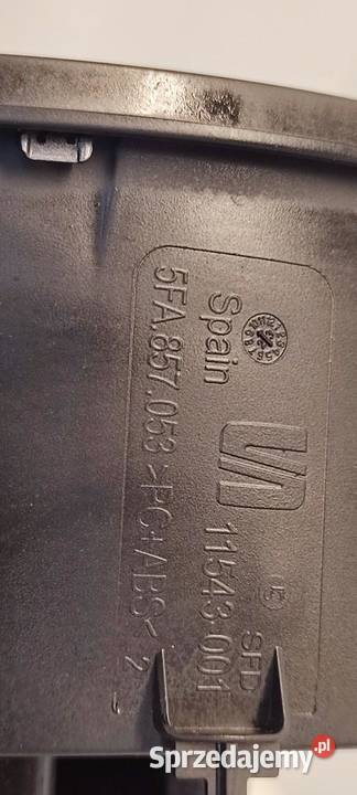 CUPRA FORMENTOR RAMKA LICZNIKA OSŁONA KOLUMNY osobowe