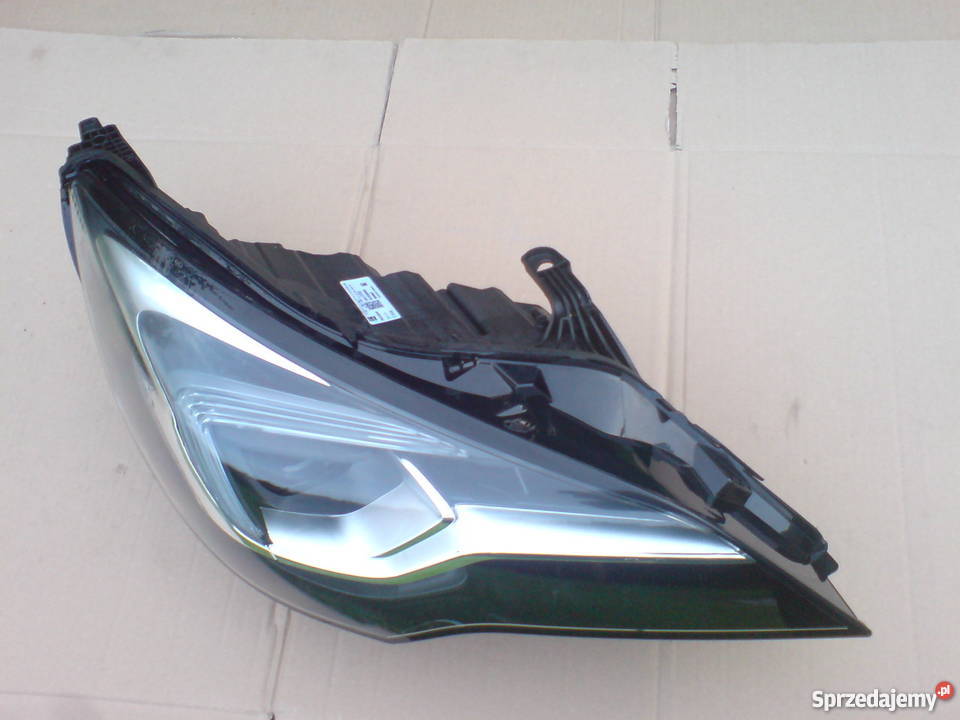 Reflektor lampa przód prawa Full LED Opel Astra zachodniopomorskie Koszalin