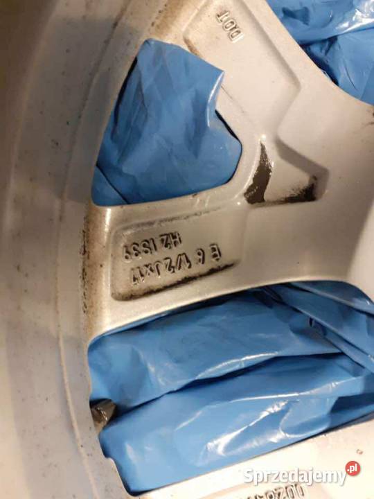 Koła zimowe Pirelli Sottozero 3 20550 R17 z
