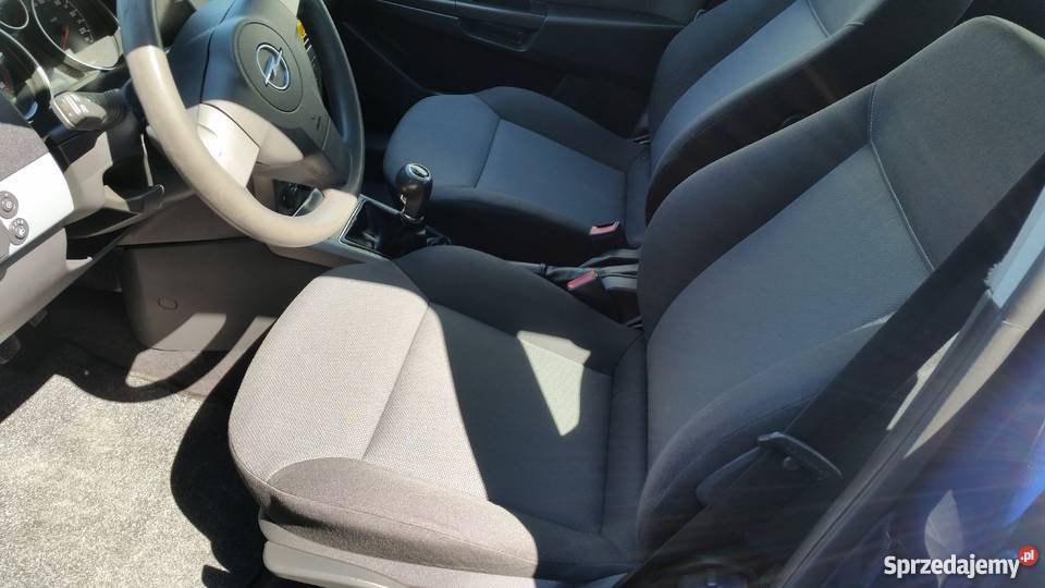 Opel Astra Opel Astra H 2005 Hatchback 17 Diesel Starogard Gdański