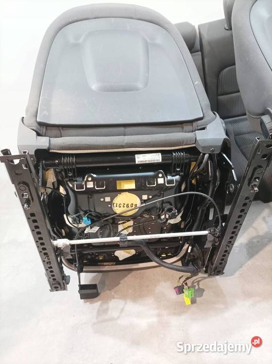 FOTELE PRZÓD KANAPA KPL KOMBI AVANT GRZANE Audi osobowe