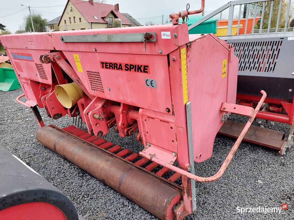 Aerator zawieszany Wiedenmann Terra Spike P8 SL Łubowo