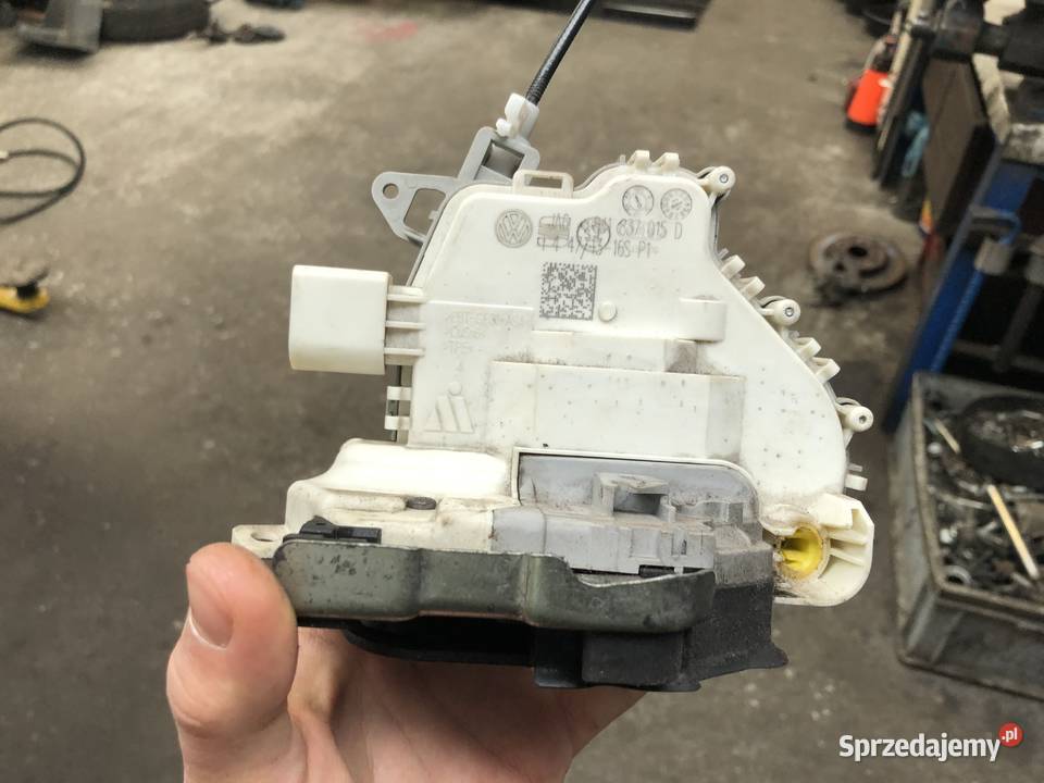 Audi A4 B8 zamek klamka lewa Wieliczka