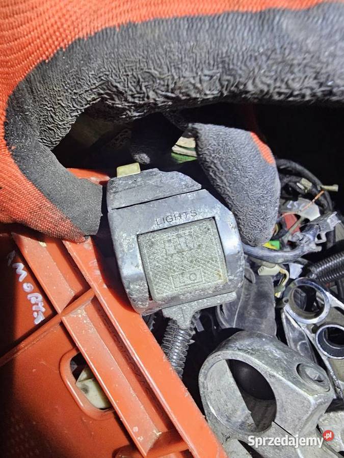 Suzuki LS 650 przełącznik świateł lewy LS650 Przełączniki dolnośląskie Jelenia Góra