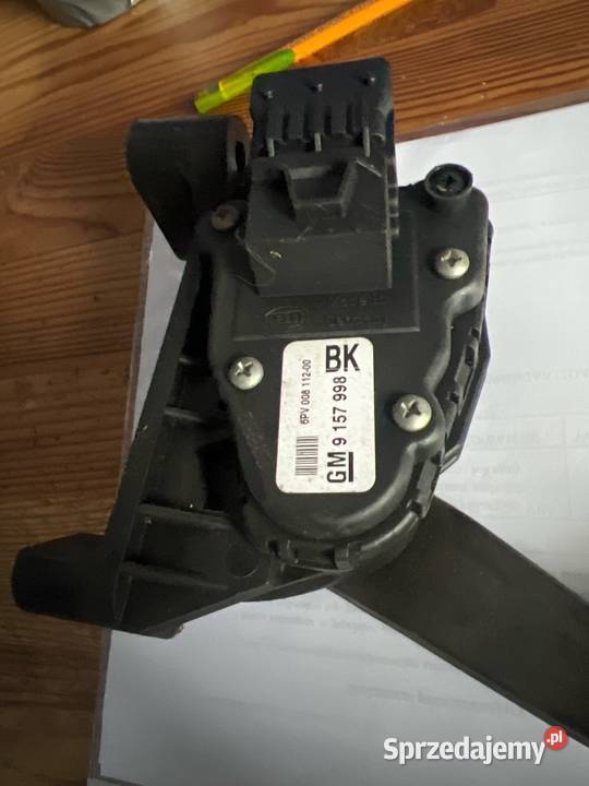 Potencjometr gazu opel 91579998 osobowe