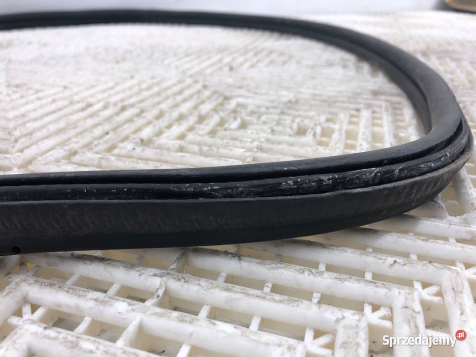 USZCZELKA KLAPY BAGAŻNIKA MINI COUNTRYMAN R60