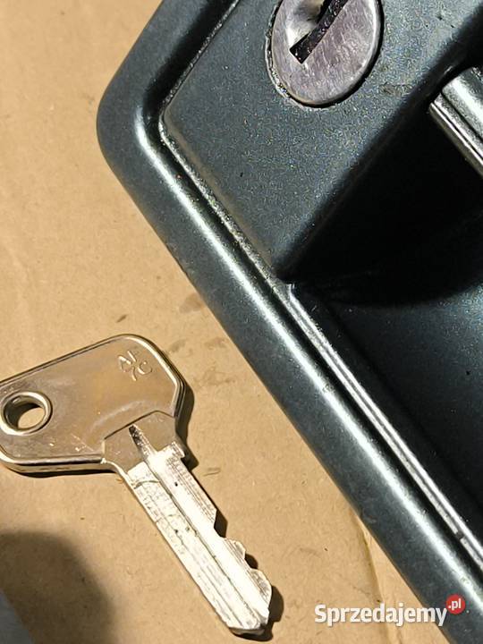 Polonez Caro minus plus klamkaTruk Atu Kombi dostawcze