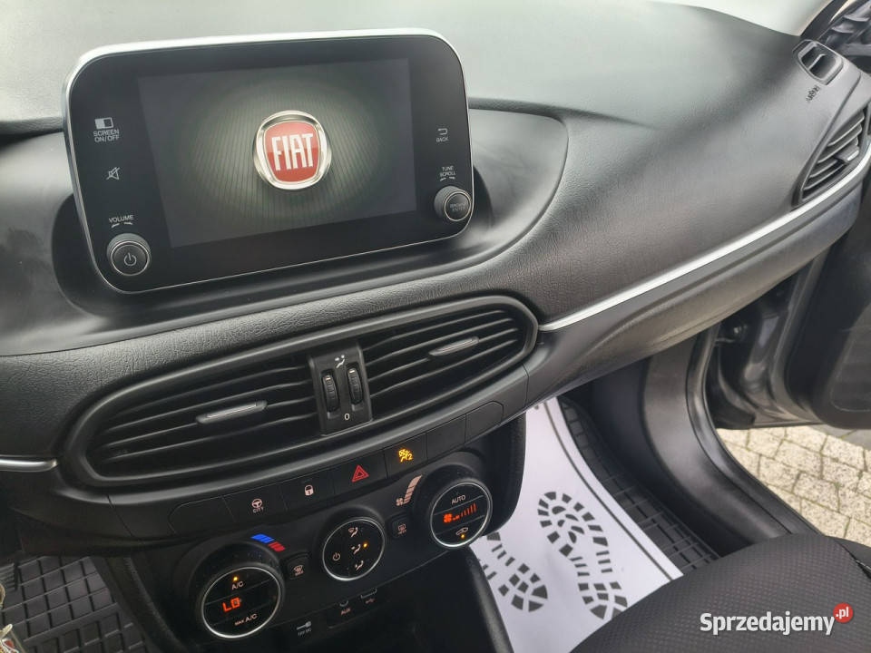 Fiat Tipo 14i 95 Lounge Full Serwis II 2016 wspomaganie kierownicy Mysłowice