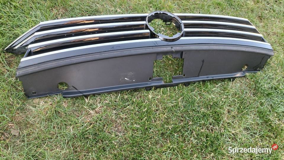 Grill Atrapa VW Passat B8 oryginał ładny stan Atrapy Chocianów