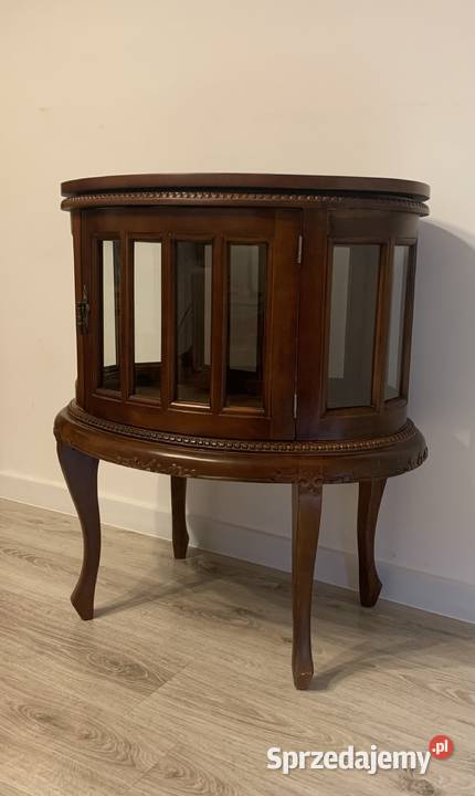 Drewniana herbaciarka barek w stylu retro Bydgoszcz