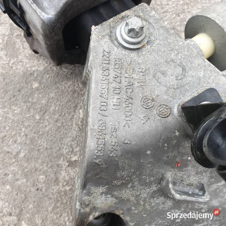 BMW 730LD G11 G12 30 LAPA PODUSZKA SILNIKA LEWA Pozostałe Łochowice
