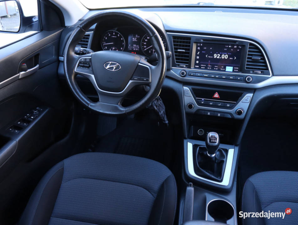 Hyundai Elantra 16 CVVT ESP