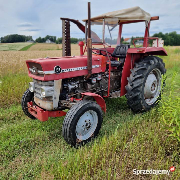 ciagnik rolniczny Massey Ferguson 133 MF 255 Massey Ferguson Bolesławiec