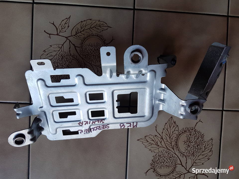 FORD FIESTA MK8 MOCOWANIE KOMPUTERA UCHWYT Karoseria wielkopolskie Turek