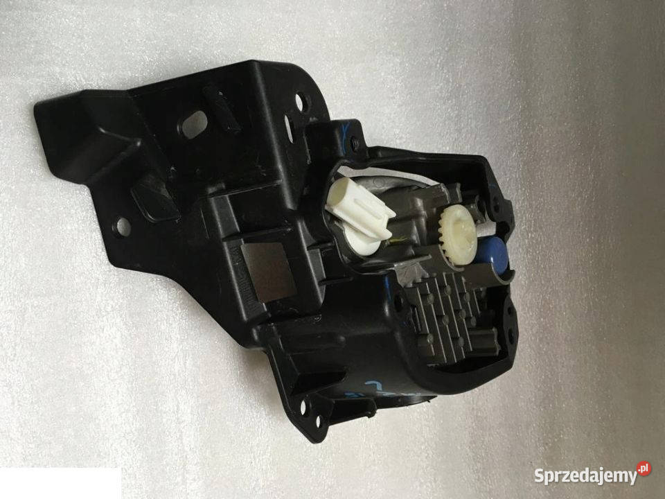 MAZDA 2 DJ 17 HALOGEN LEWY LED D23P51694 lubelskie Kozubszczyzna