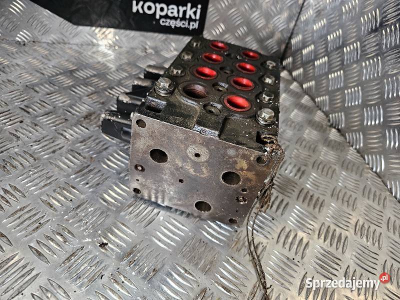 Rozdzielacz hydrauliczny Case 595 Fermec 760 860 Gdynia
