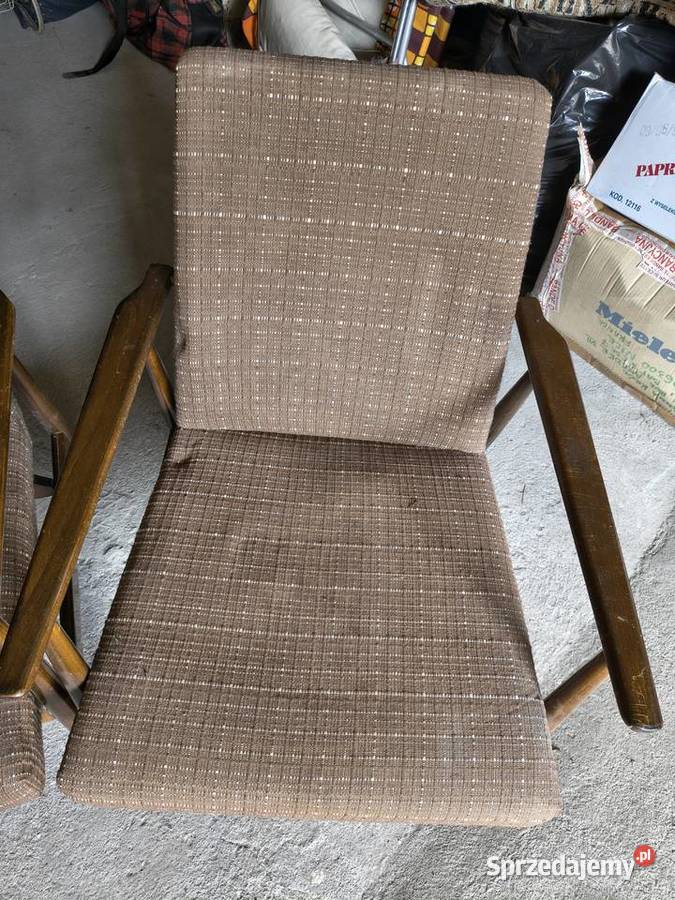Fotele z PRL do renowacji Meble wielkopolskie Szamocin