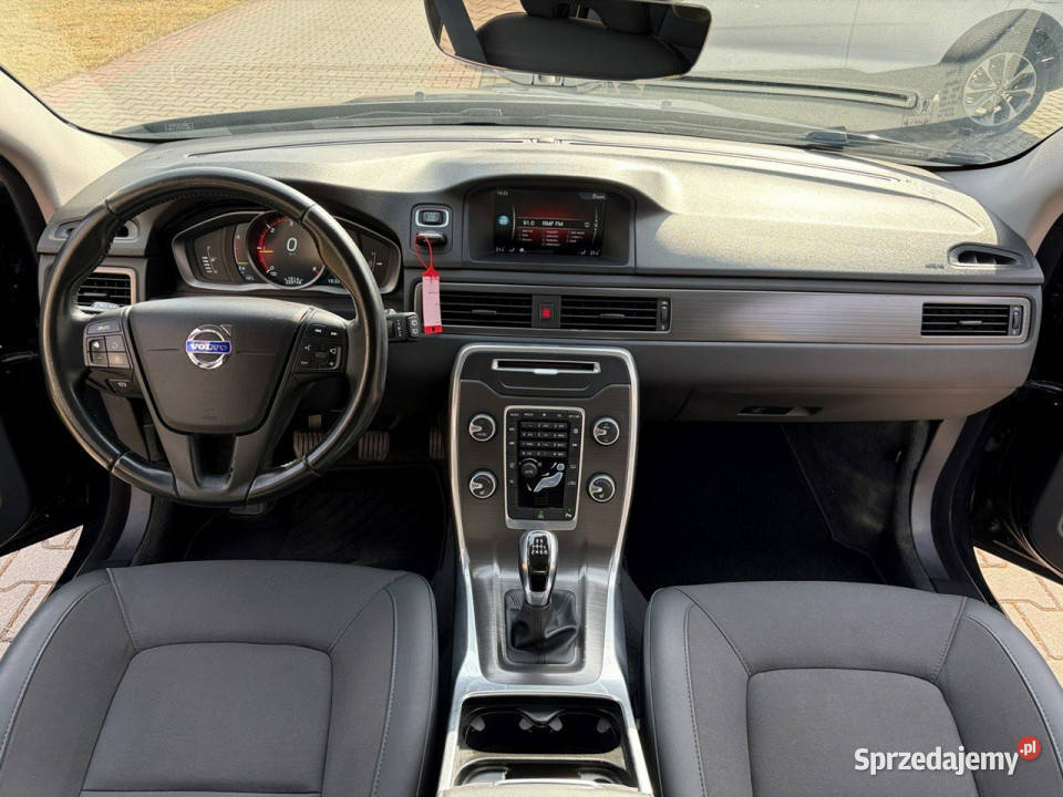 Volvo V70 20 D2 Xenony Podgrzewane fotele VAT marża Volvo Lipówki