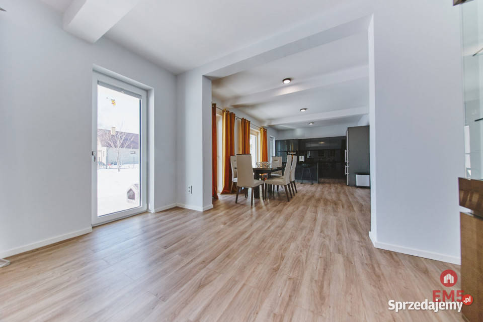 Dom wolnostojący 890m2 Raczki mieszkalny podlaskie