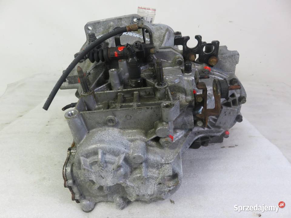 SKRZYNIA BIEGÓW KIA CARENS II 20 CVVT L5