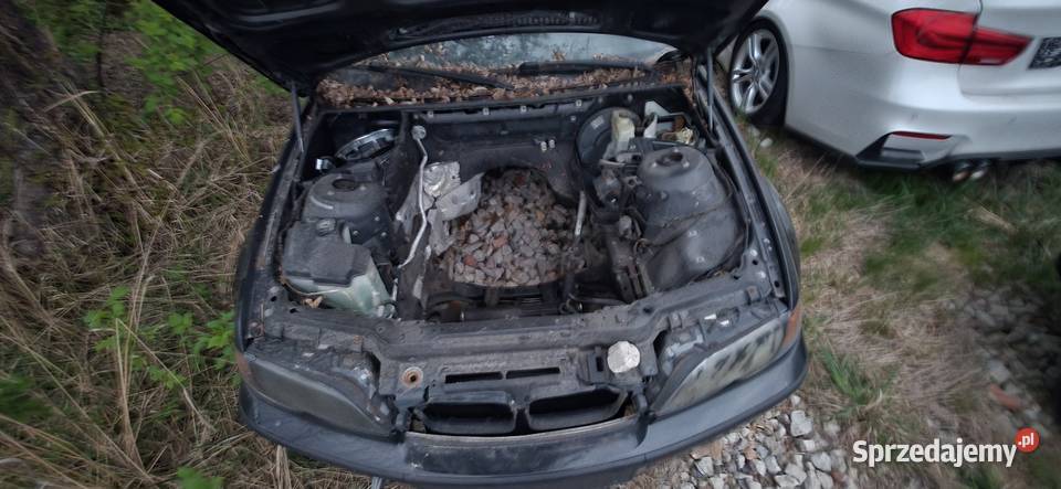 Bmw 318i części osobowe Konopnica