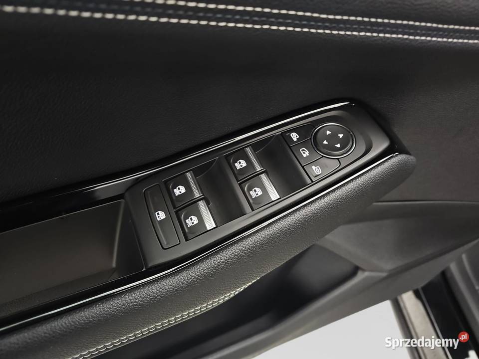 Austral 13 TCe mHEV Techno aut gniazdo USB