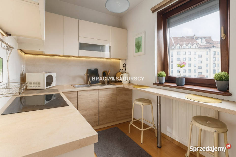 Mieszkanie 7621m2 3 pokoje Kraków Armii Krajowej